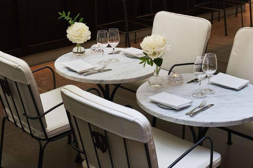 Villa Dagmar Stockholm Restoran foto Tables at the restaurant