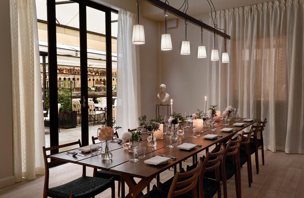 Villa Dagmar Stockholm Bagian luar foto The interior of the restaurant