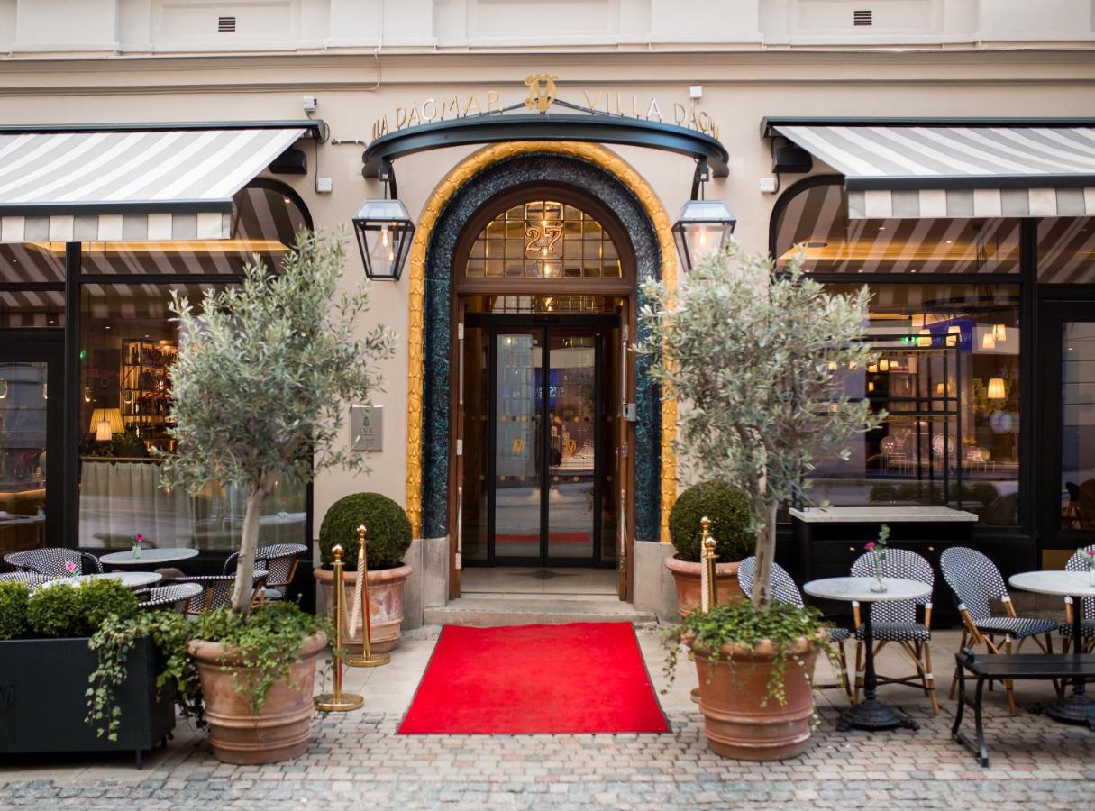 Villa Dagmar Stockholm Bagian luar foto The entrance to the hotel