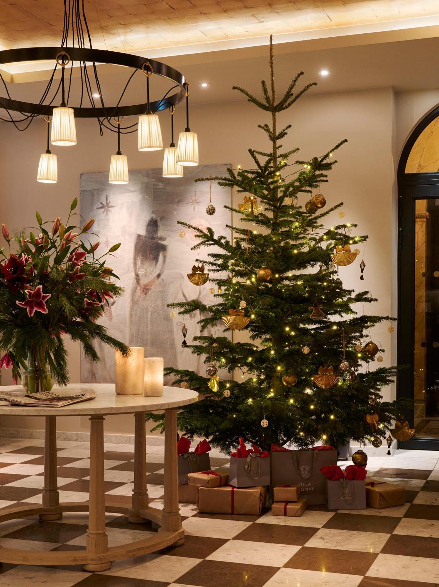 Villa Dagmar Stockholm Bagian luar foto A Christmas tree